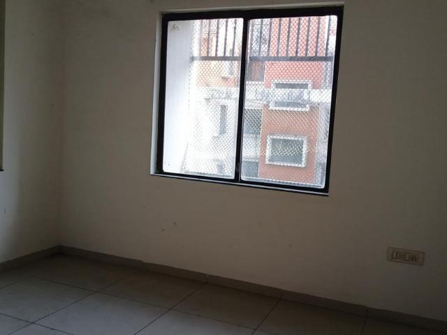 2 BHK Apartment in Pal Gam for rent Surat. The reference number is 19794905