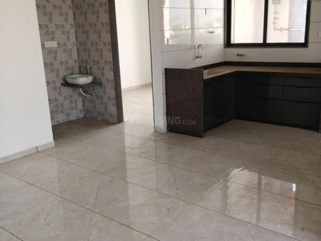 2 BHK Apartment in Pal Gam for rent Surat. The reference number is 20638853