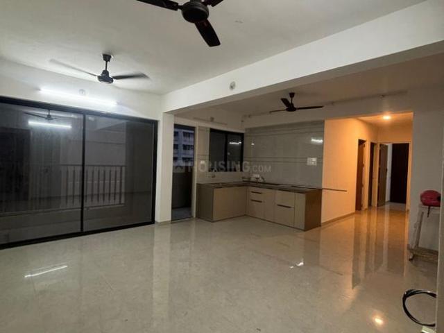 2 BHK Apartment in Pal Gam for rent Surat. The reference number is 20785413