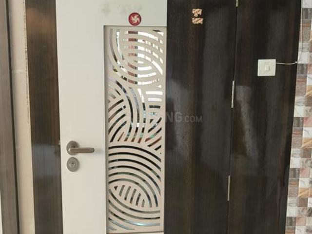2 BHK Apartment in Pal Gam for rent Surat. The reference number is 20700334