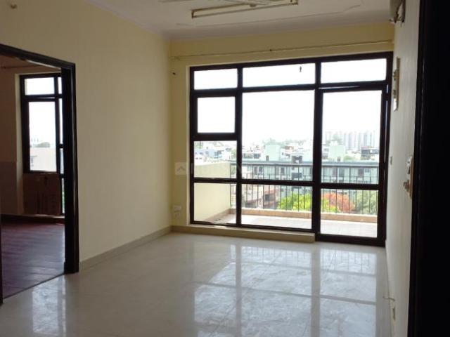 2 BHK Apartment in Palam Vihar for resale Gurgaon. The reference number is 19806655