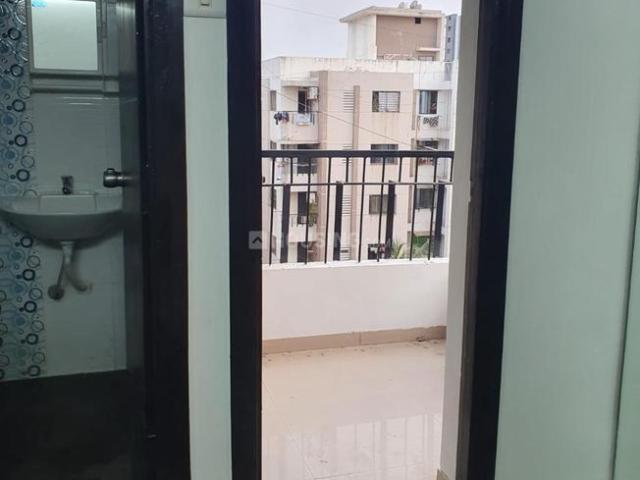 2 BHK Apartment in Palanpur for rent Surat. The reference number is 17728593