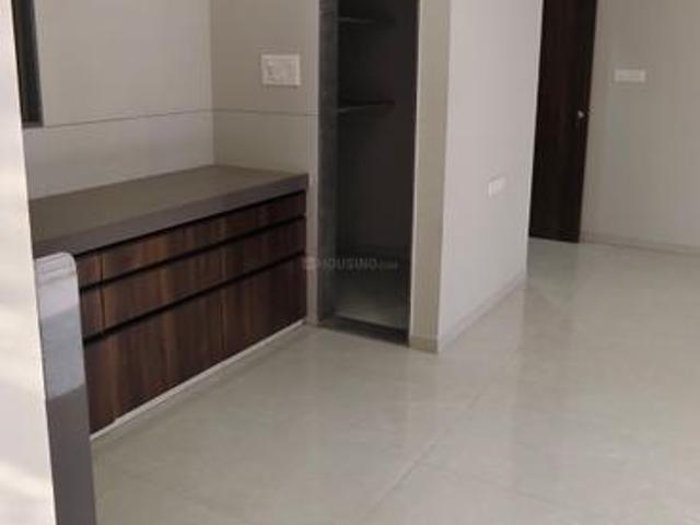 2 BHK Apartment in Palanpur for rent Surat. The reference number is 19260983
