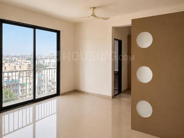 2 BHK Apartment in Palanpur for rent Surat. The reference number is 21176321