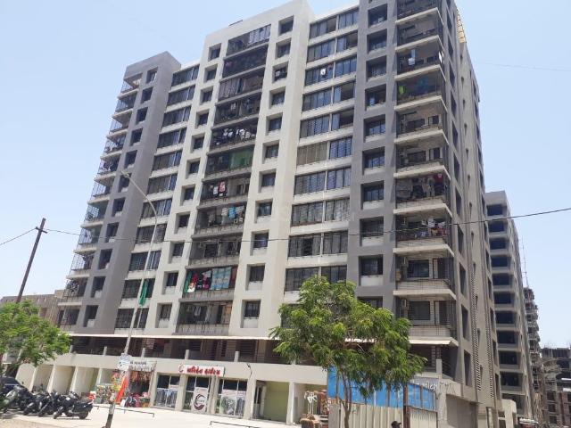 2 BHK Apartment in Palanpur for resale Surat. The reference number is 21055471