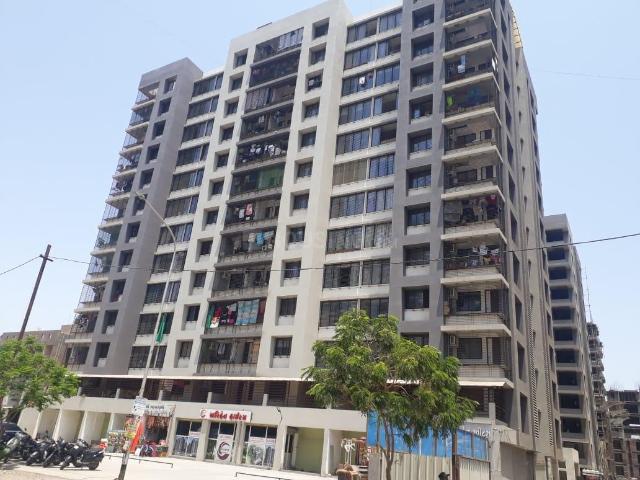 2 BHK Apartment in Palanpur for resale Surat. The reference number is 21161207