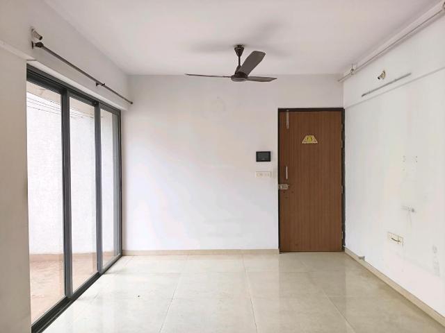 2 BHK Apartment in Palava Phase 2 for rent Thane. The reference number is 20564018