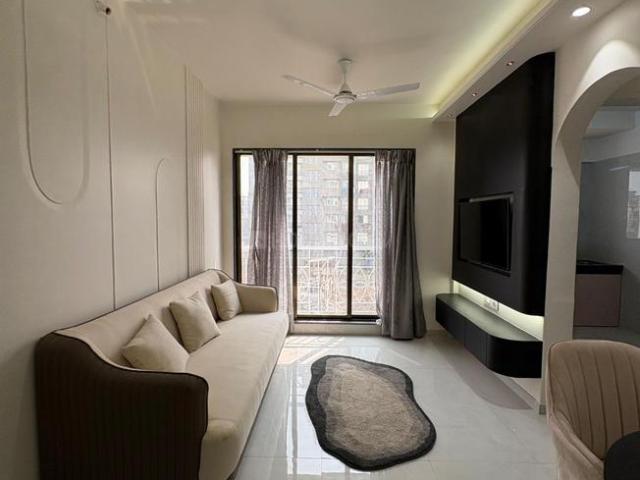 2 BHK Apartment in Palghar for resale Mumbai. The reference number is 21084197
