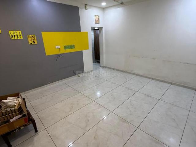 2 BHK Apartment in Paldi for rent Ahmedabad. The reference number is 16443959