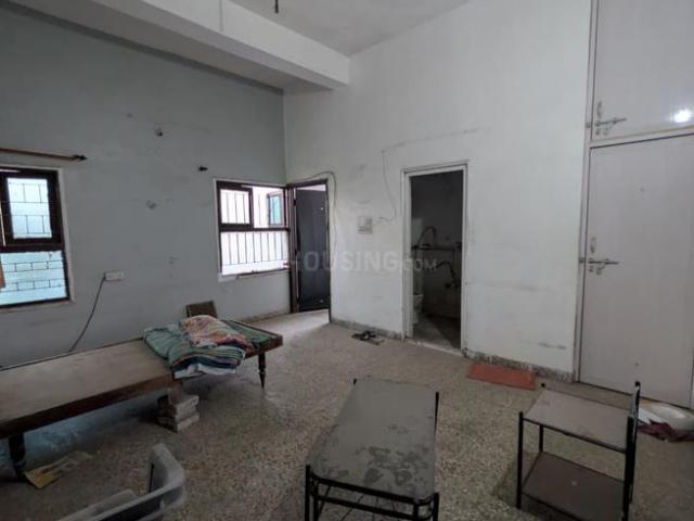 2 BHK Apartment in Paldi for rent Ahmedabad. The reference number is 20595024