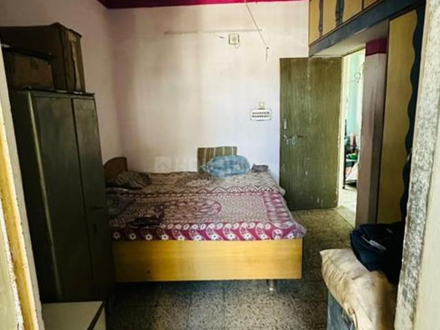 2 BHK Apartment in Paldi for resale Ahmedabad. The reference number is 19851877