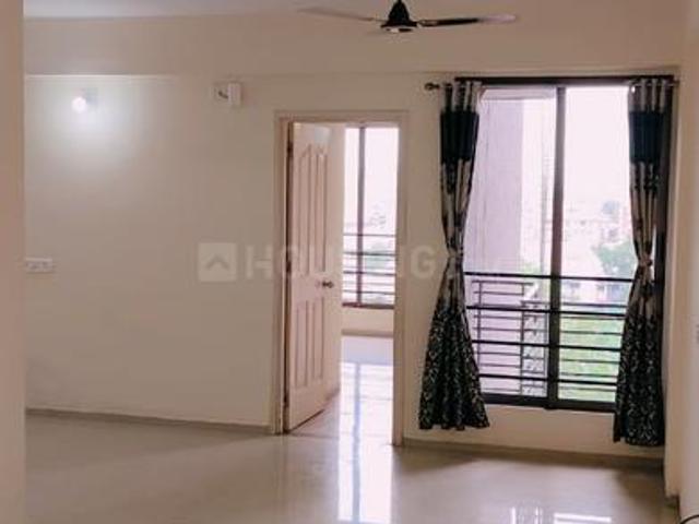 2 BHK Apartment in Paldi for resale Ahmedabad. The reference number is 19938688