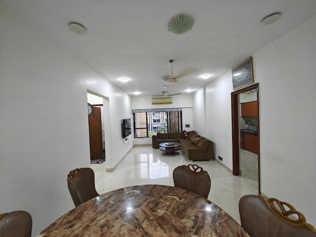 2 BHK Apartment in Pali Hill for rent Mumbai. The reference number is 19340328