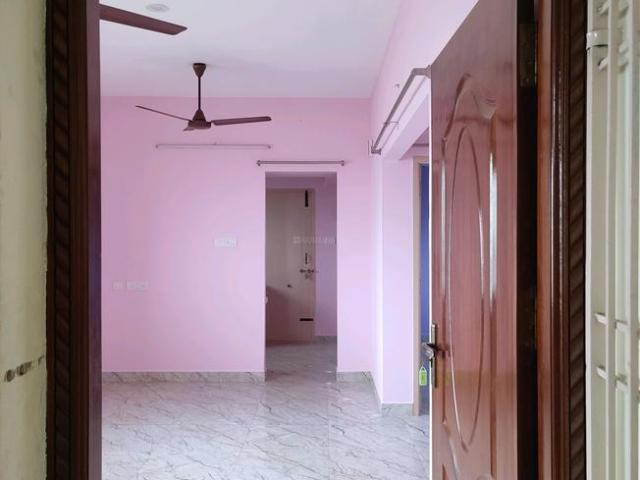 2 BHK Apartment in Pallikaranai for rent Chennai. The reference number is 7450908