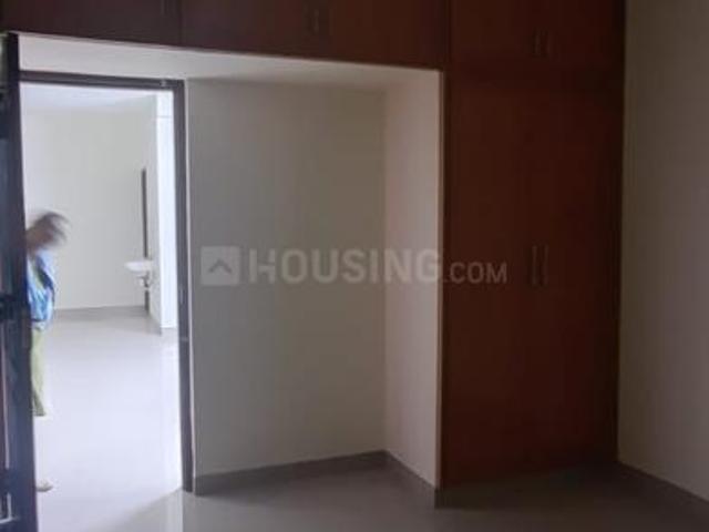 2 BHK Apartment in Pallikaranai for resale Chennai. The reference number is 21056481