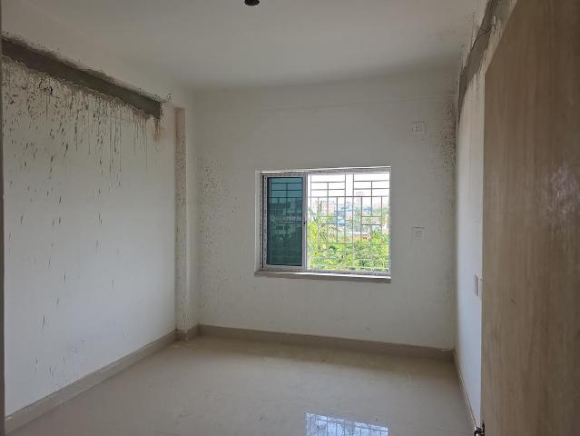 2 BHK Apartment in Panihati for resale Kolkata. The reference number is 19924529