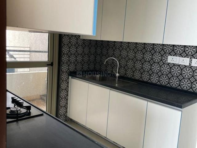 2 BHK Apartment in Parel for rent Mumbai. The reference number is 15137356