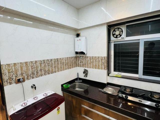 2 BHK Apartment in Parel for rent Mumbai. The reference number is 17028168