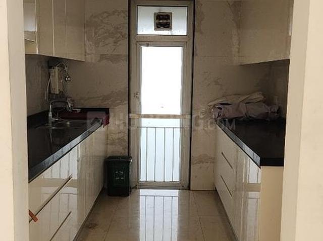 2 BHK Apartment in Parel for rent Mumbai. The reference number is 18381718