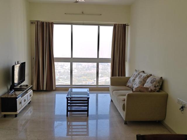 2 BHK Apartment in Parel for rent Mumbai. The reference number is 19046104
