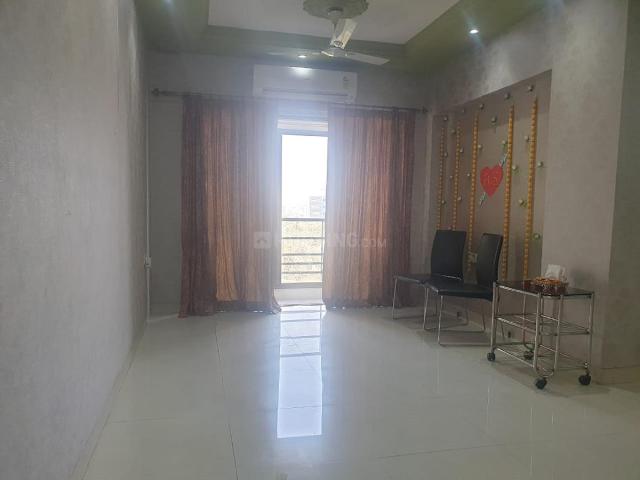 2 BHK Apartment in Parel for rent Mumbai. The reference number is 19059450