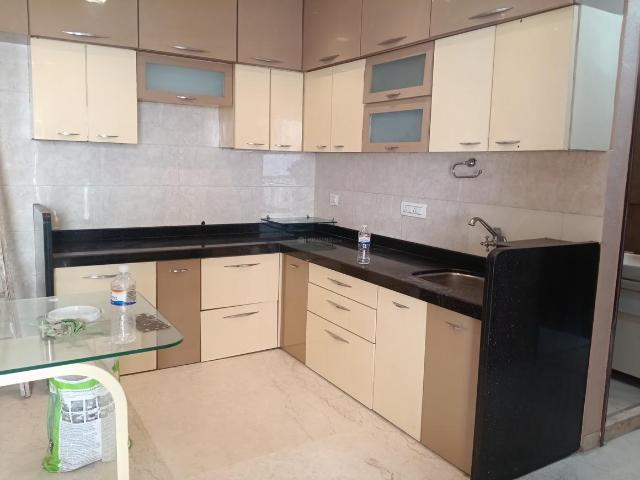2 BHK Apartment in Parel for rent Mumbai. The reference number is 19116744