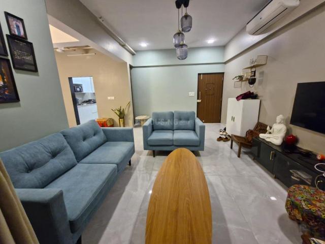 2 BHK Apartment in Parel for rent Mumbai. The reference number is 19207615