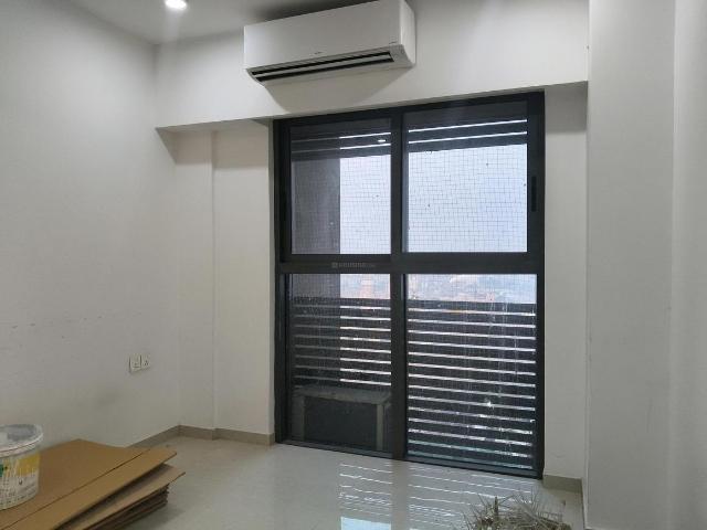 2 BHK Apartment in Parel for rent Mumbai. The reference number is 19455864