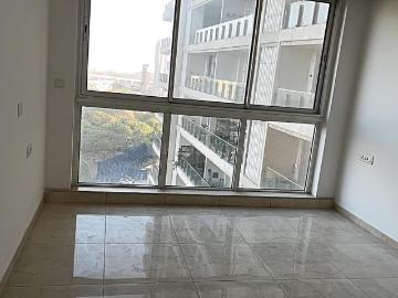 2 BHK Apartment in Parel for rent Mumbai. The reference number is 19460158