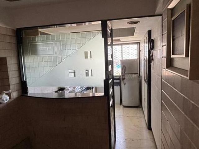 2 BHK Apartment in Parel for rent Mumbai. The reference number is 19762208