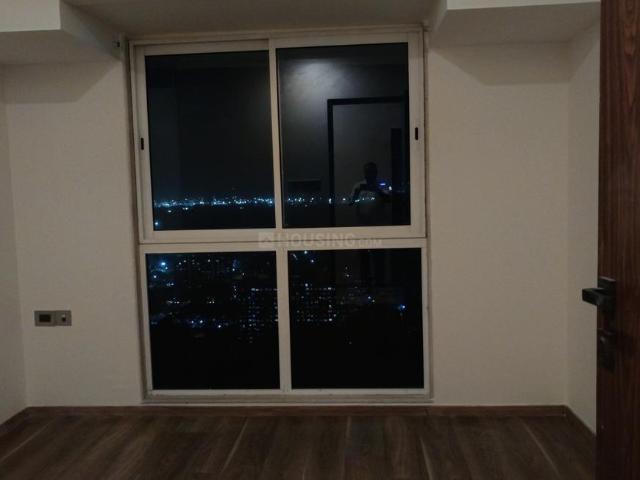 2 BHK Apartment in Parel for rent Mumbai. The reference number is 11498902