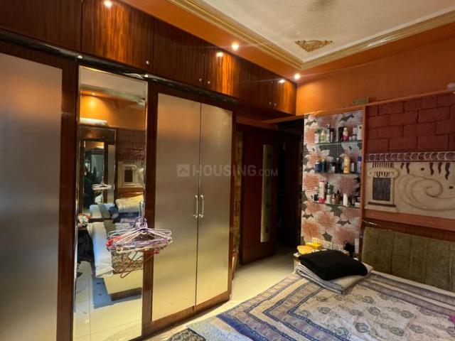 2 BHK Apartment in Parel for rent Mumbai. The reference number is 20378872