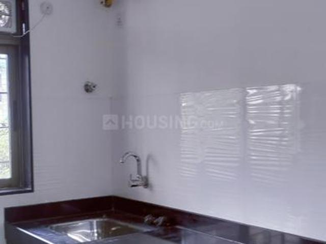 2 BHK Apartment in Parel for rent Mumbai. The reference number is 20468537