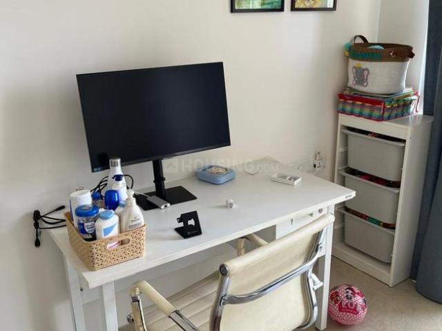 2 BHK Apartment in Parel for rent Mumbai. The reference number is 20678136