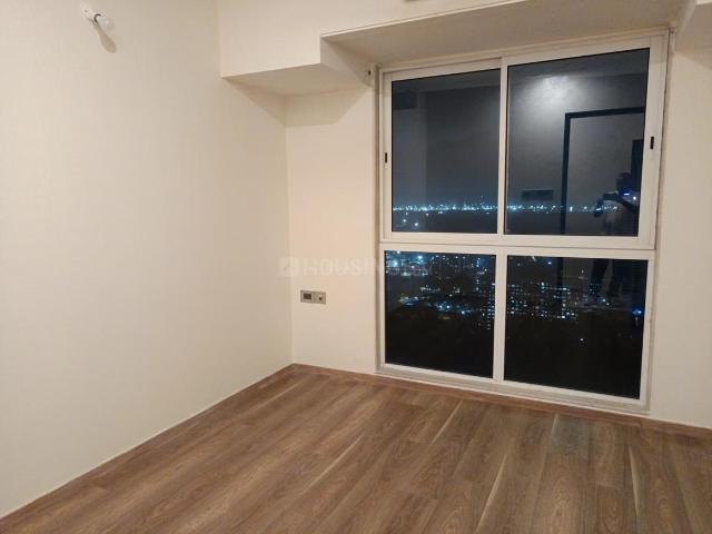 2 BHK Apartment in Parel for rent Mumbai. The reference number is 21079665