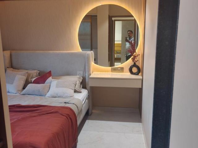 2 BHK Apartment in Parel for resale Mumbai. The reference number is 19903582