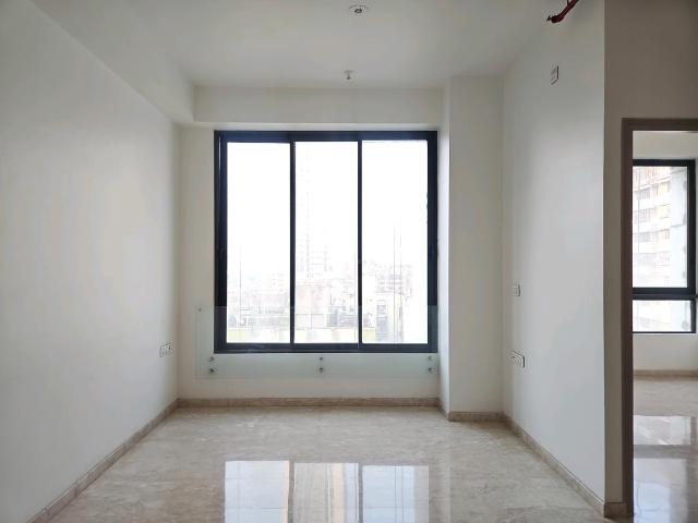 2 BHK Apartment in Parel for resale Mumbai. The reference number is 19324371