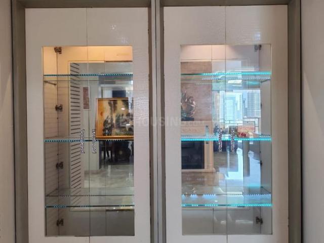 2 BHK Apartment in Parel for resale Mumbai. The reference number is 20777438