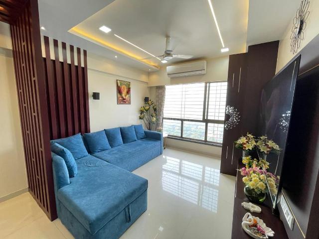 2 BHK Apartment in Parel for resale Mumbai. The reference number is 21127267