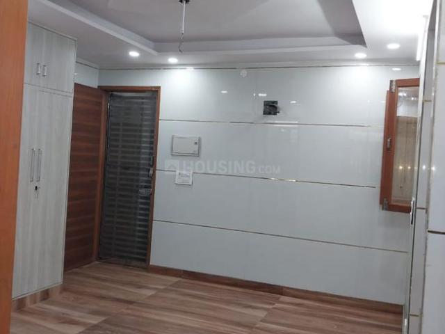 2 BHK Apartment in Paschim Vihar for rent New Delhi. The reference number is 19670478