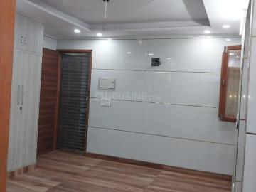 2 BHK Apartment in Paschim Vihar for rent New Delhi. The reference number is 19670478