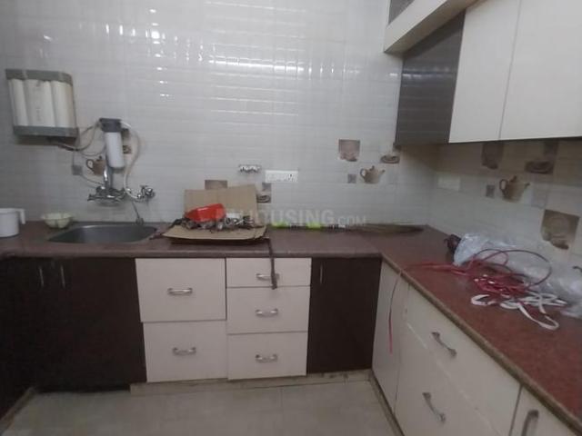 2 BHK Apartment in Paschim Vihar for rent New Delhi. The reference number is 20725181