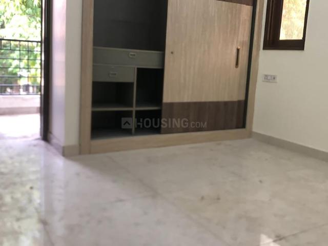 2 BHK Apartment in Paschim Vihar for rent New Delhi. The reference number is 20732156