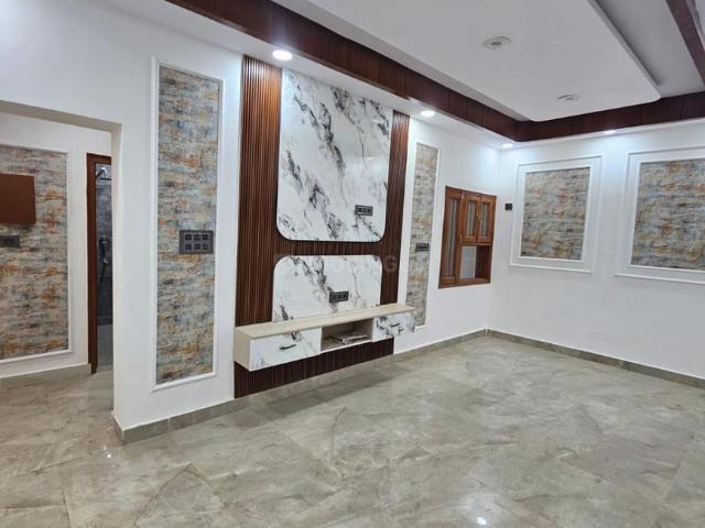 2 BHK Apartment in Paschim Vihar for rent New Delhi. The reference number is 20765156
