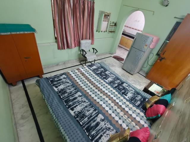 2 BHK Apartment in Paschim Vihar for rent New Delhi. The reference number is 20780144