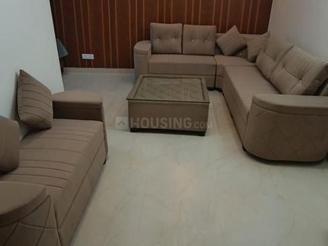 2 BHK Apartment in Paschim Vihar for rent New Delhi. The reference number is 20885584