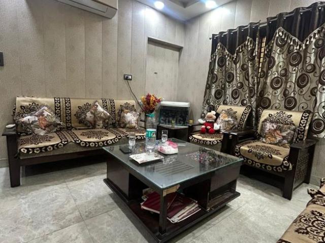 2 BHK Apartment in Paschim Vihar for rent New Delhi. The reference number is 20996339