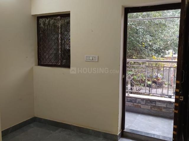 2 BHK Apartment in Paschim Vihar for rent New Delhi. The reference number is 21223198