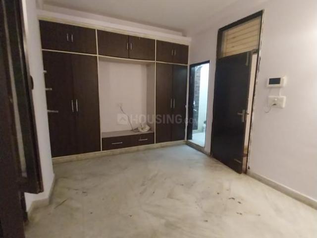 2 BHK Apartment in Paschim Vihar for rent New Delhi. The reference number is 21226603