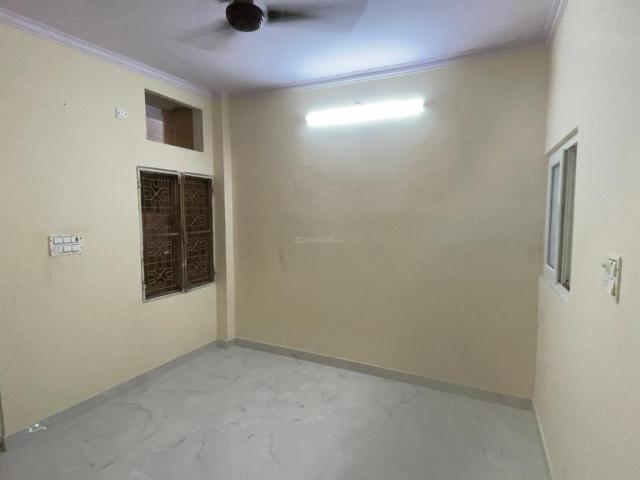 2 BHK Apartment in Paschim Vihar for rent New Delhi. The reference number is 21291645